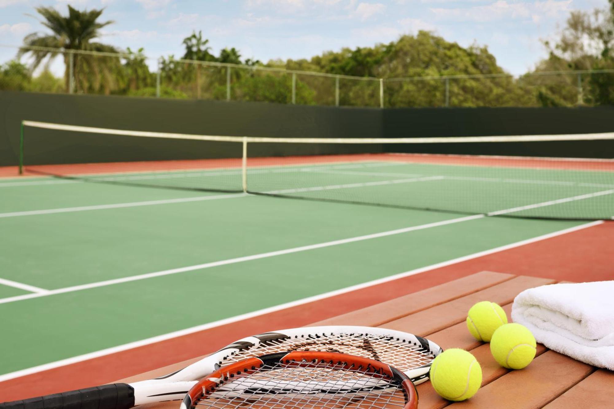 インターコンチネンタル アル ジュバイル Al Al Jubail エクステリア 写真 Tennis