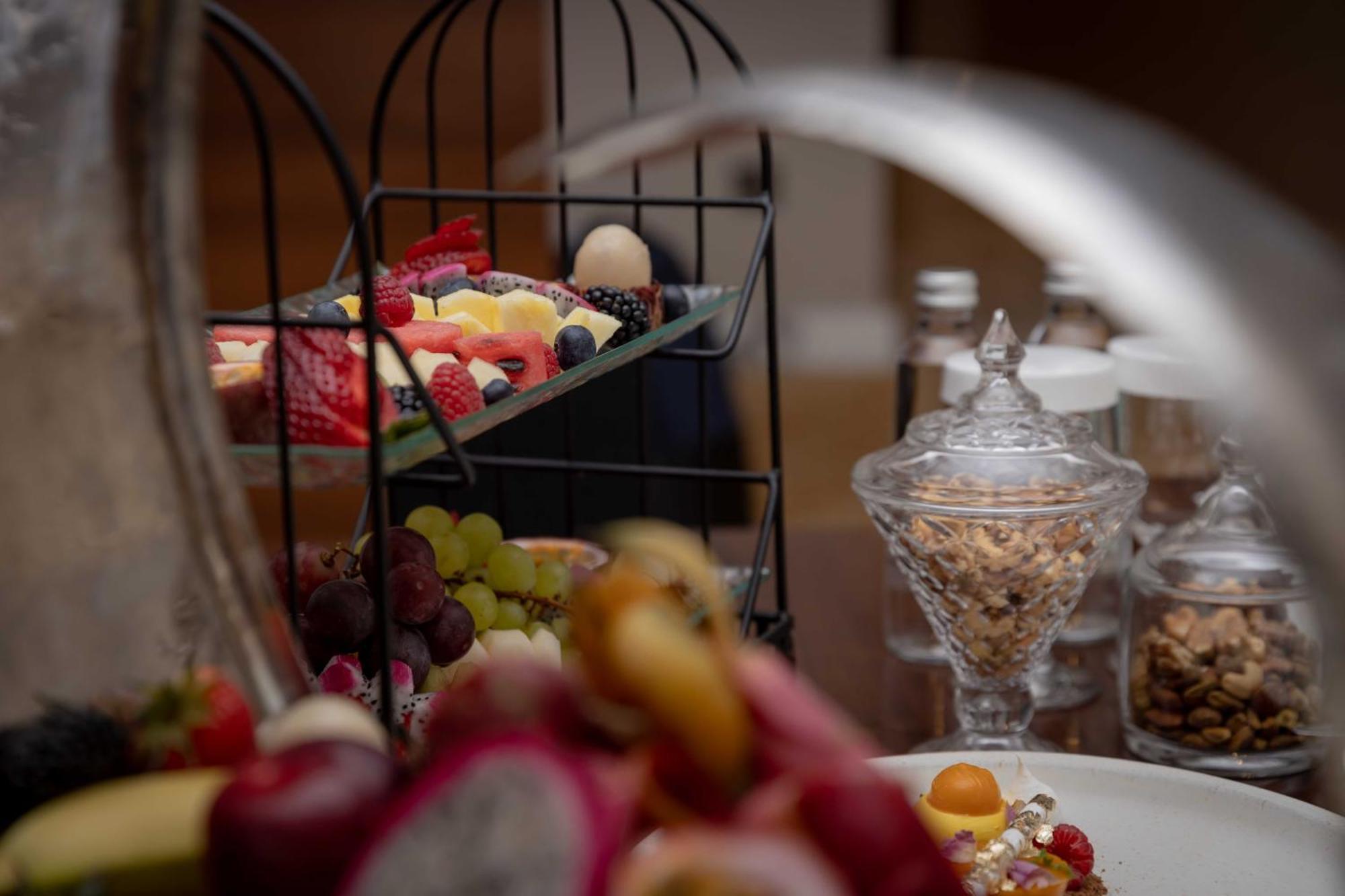 インターコンチネンタル アル ジュバイル Al Al Jubail エクステリア 写真 Breakfast at the hotel