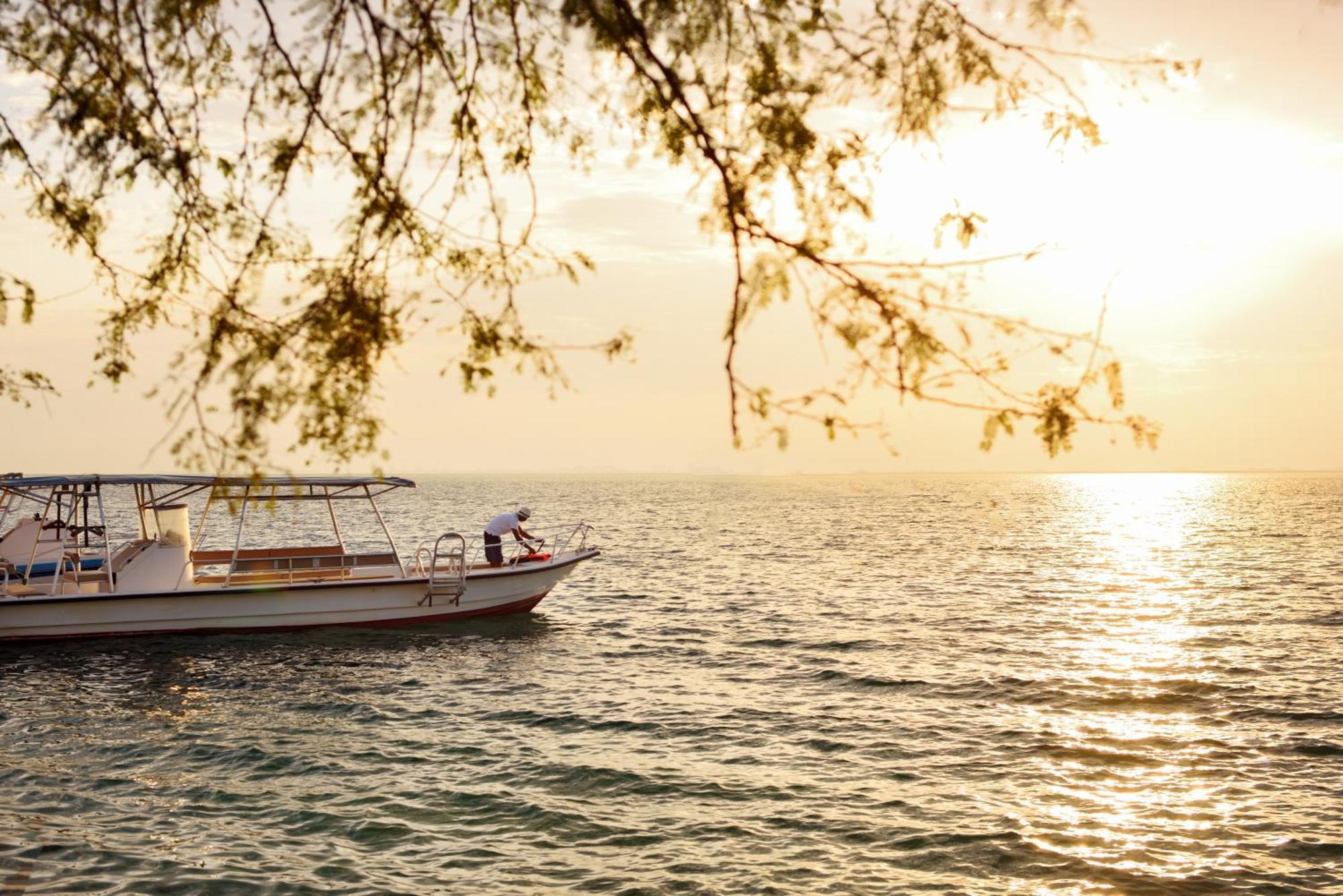 インターコンチネンタル アル ジュバイル Al Al Jubail エクステリア 写真 Sunset at the resort